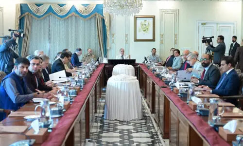 PM Shehbaz approves strategic roadmap for comprehensive reforms in Pakistan Railways PM Shehbaz approves strategic roadmap for comprehensive reforms in Pakistan Railways