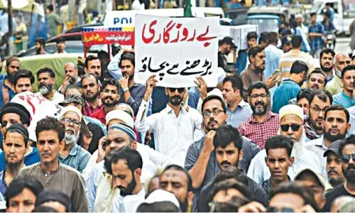 Rs5.29bn set aside in budget F27 for training of 120,000 youth in IT, digital skills