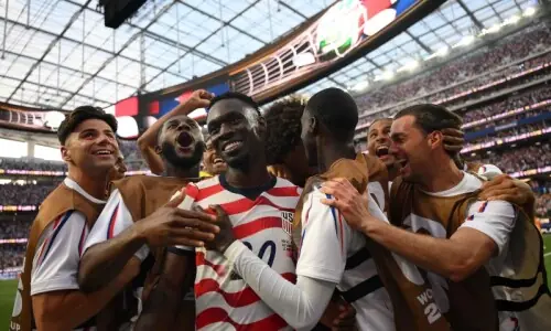 US thrash Paraguay in LA to launch home FIFA World Cup in style