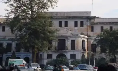 LHC bars Punjab govt from taking further action on Ewing Hall after takeover controversy LHC bars Punjab govt from taking further action on Ewing Hall after takeover controversy
