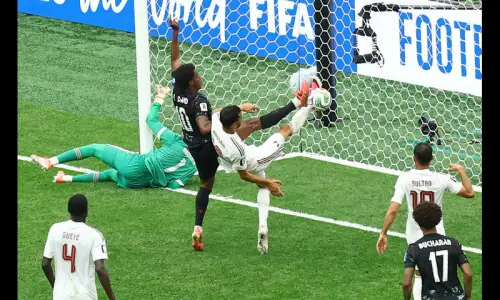 David hat-trick as Canada crush nine-man Qatar 6-0 to earn first World Cup win David hat-trick as Canada crush nine-man Qatar 6-0 to earn first World Cup win