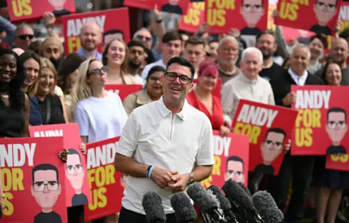 Starmer under pressure to quit as rival Burnham elected to parliament