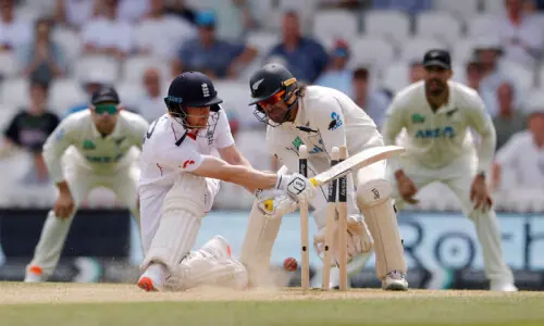 NZ take second Test; England bring back Stokes NZ take second Test; England bring back Stokes