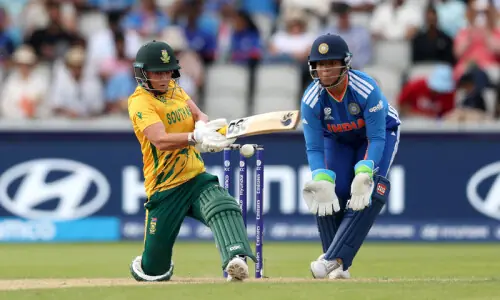 Marizanne Kapp stars as South Africa edge India in Women&rsquo;s T20 World Cup thriller