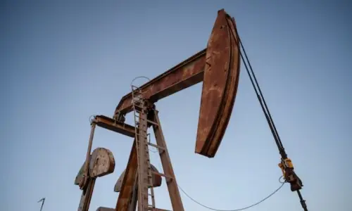 Oil falls after US-Iran talks conclude in Switzerland Oil falls after US-Iran talks conclude in Switzerland