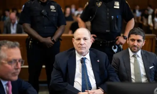 Prosecutors drop assault charges against disgraced Weinstein