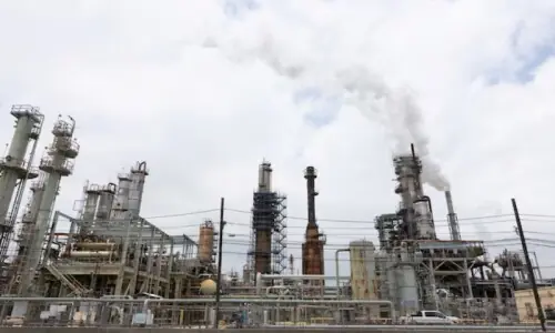 US leads global CO₂ emissions increase in 2025, report finds