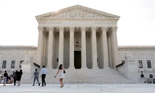 Supreme Court spurns Trump on birthright citizenship Supreme Court spurns Trump on birthright citizenship