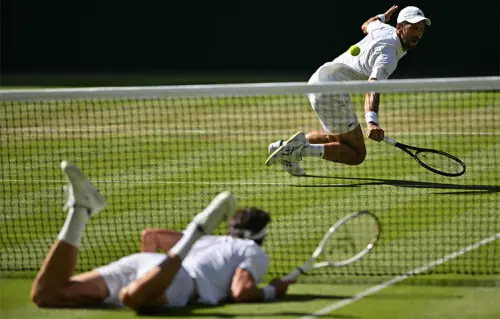 Sinner, record-equalling Djokovic reach fourth round Sinner, record-equalling Djokovic reach fourth round
