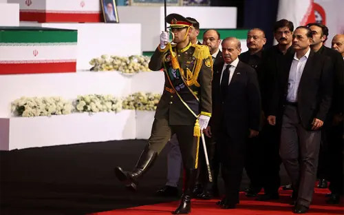 PM Shehbaz, CDF Munir join world leaders to pay their respects PM Shehbaz, CDF Munir join world leaders to pay their respects