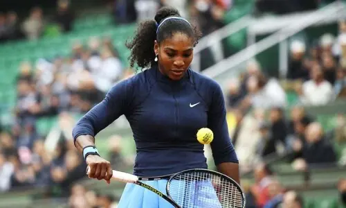 Serena Williams pulls out of Wimbledon doubles with knee injury Serena Williams pulls out of Wimbledon doubles with knee injury