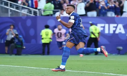 France beat Paraguay with Mbappe penalty to reach World Cup quarter-finals