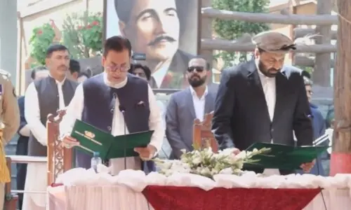 PPP&rsquo;s Amjad Hussain sworn in as GB chief minister