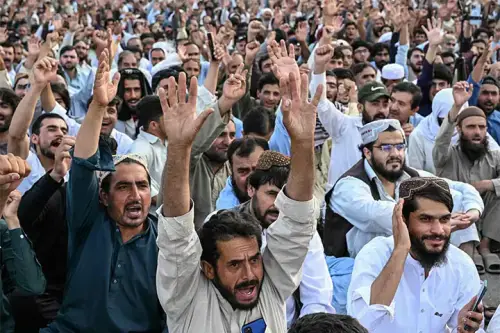 Mengal seeks fair probe into killing of policemen in Balochistan's Ziarat as sit-in enters third day Mengal seeks fair probe into killing of policemen in Balochistan's Ziarat as sit-in enters third day