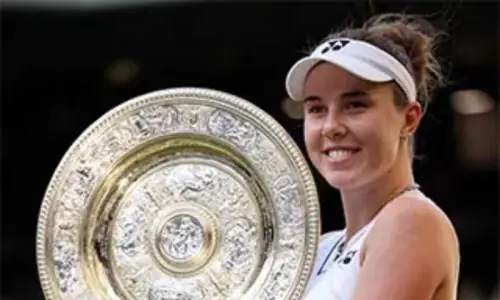 Noskova survives tearful meltdown to clinch first Wimbledon title