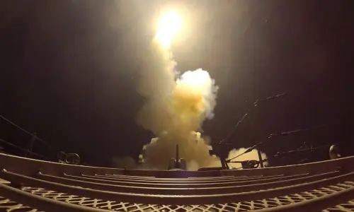 US launches fresh strikes on Iran, Tehran targets American assets in Gulf states in flareup over Hormuz