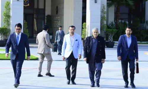 Dar heads to Shanghai to sign Pakistan's founding membership of China-led AI body Dar heads to Shanghai to sign Pakistan's founding membership of China-led AI body