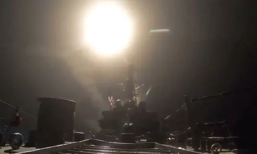 US strikes Iran's coastal defences in fresh salvo; Tehran again targets American assets in Gulf states US strikes Iran's coastal defences in fresh salvo; Tehran again targets American assets in Gulf states