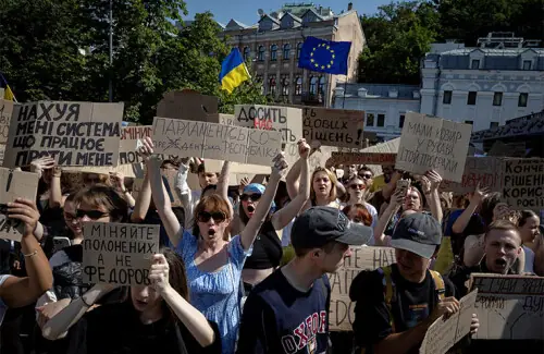 Bitter row splits Ukraine&rsquo;s military leadership