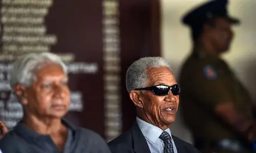'A great innings comes to an end' &mdash; cricket legend Sir Garfield Sobers dies at 89