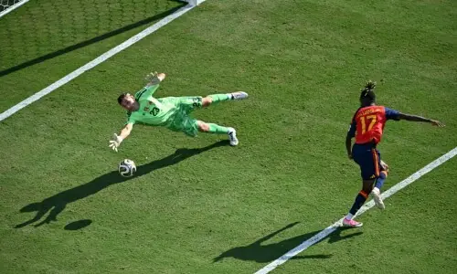 FIFA World Cup Final: Wasteful Spain keep toothless Argentina alive FIFA World Cup Final: Wasteful Spain keep toothless Argentina alive