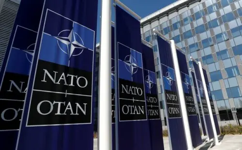 Nato diplomacy in a multilayered world Nato diplomacy in a multilayered world