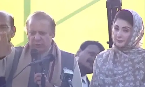 PML-N supremo questions lack of development in AJK after his ouster from power
