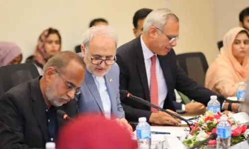 Iran calls for expanding strategic cooperation with Pakistan Iran calls for expanding strategic cooperation with Pakistan