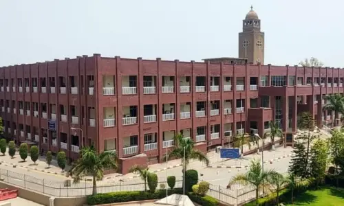 Nurse booked after newborn’s thumb accidentally severed at Pindi's Holy Family Hospital Nurse booked after newborn’s thumb accidentally severed at Pindi's Holy Family Hospital