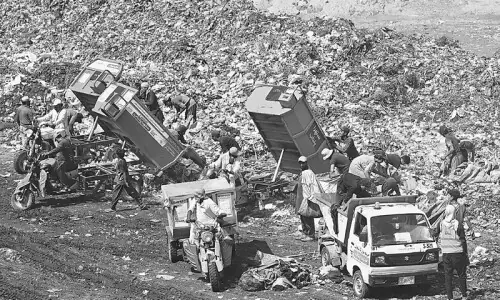 Waste mismanagement practices in Lahore Waste mismanagement practices in Lahore
