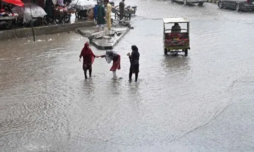 Flood level in Chenab eases from medium to low; PMD forecasts fresh rain spell for upper parts of Punjab from July 29