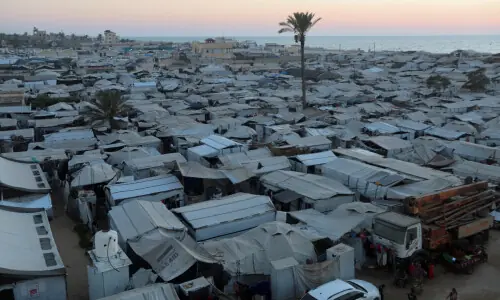 Israel to allow international force into Gaza, Israeli official says