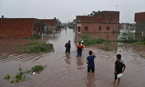 Monsoon toll tops 100, with more rain to come