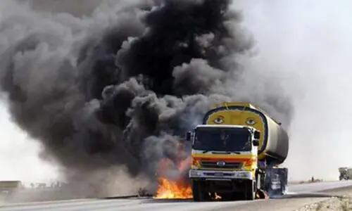 Five tankers torched on Quetta-Taftan Highway