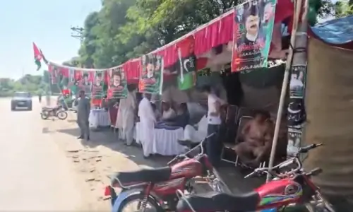 PPP says worker died in Mirpur's Kotli as scuffles, rigging allegations mar first phase of AJK elections PPP says worker died in Mirpur's Kotli as scuffles, rigging allegations mar first phase of AJK elections