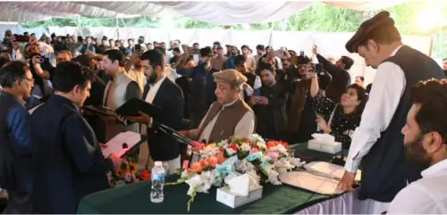 Seven PPP members of GB cabinet take oath