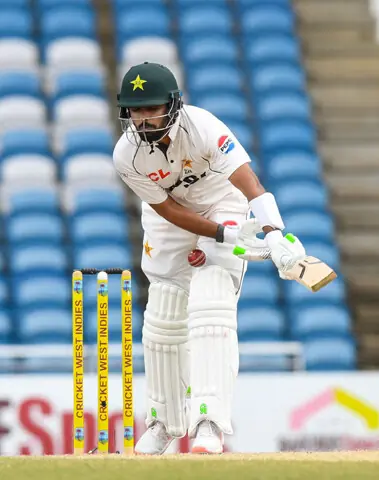 Seales, Roach rock Pakistan after Abbas&rsquo; five-for