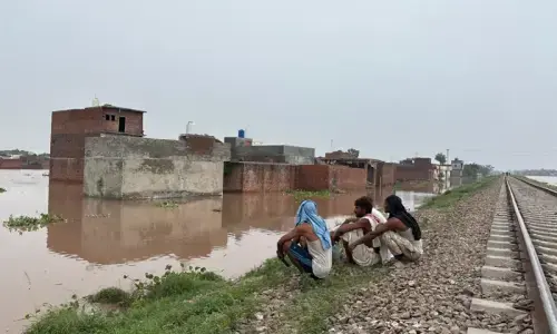Punjab's residents left trudging through waist-deep water as floods submerge villages