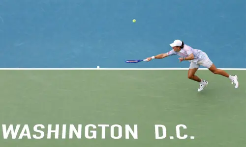 De Minaur beats Tsitsipas to set up Hewitt clash in Washington
