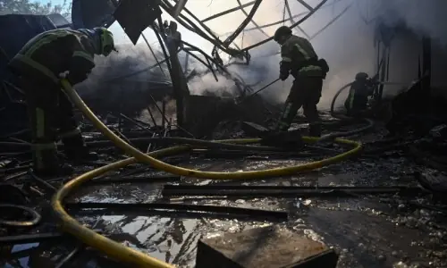 10 of a family killed in Russian strike