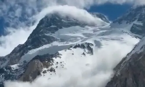 Search operation for climbers missing after Broad Peak avalanche suspended due to bad weather