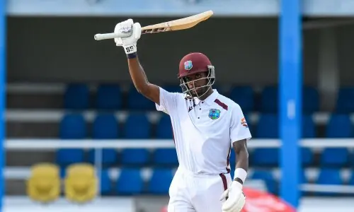 Justin Greaves steadies West Indies in second Test against Pakistan
