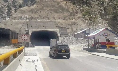 12-hour daily closure plan for Lowari tunnel draws criticism 12-hour daily closure plan for Lowari tunnel draws criticism