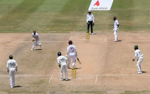 Chase anchors West Indies to 344 against Pakistan Chase anchors West Indies to 344 against Pakistan