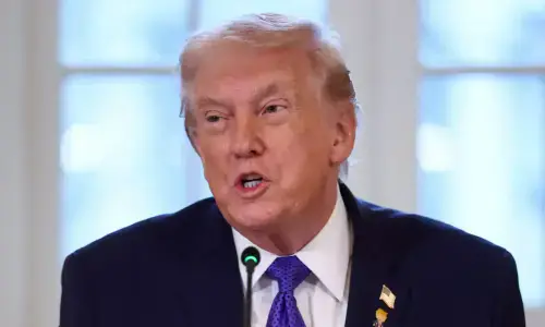 Flak for Trump firm selling early access to his ‘tweets’ Flak for Trump firm selling early access to his ‘tweets’