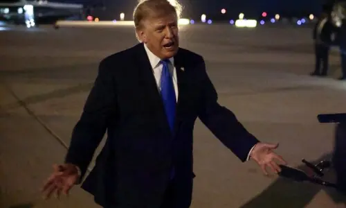 Trump warns Iran to open Strait of Hormuz or get 'hit very hard' Trump warns Iran to open Strait of Hormuz or get 'hit very hard'