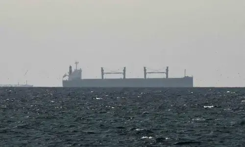 Pakistan working with partners to defuse Hormuz stand-off: FO