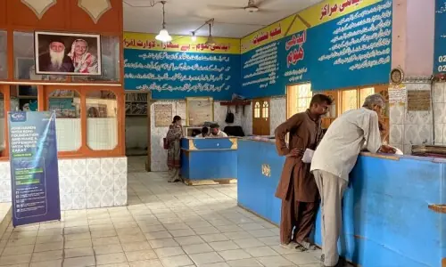 Robbers loot Rs6.5m from Edhi home in Karachi
