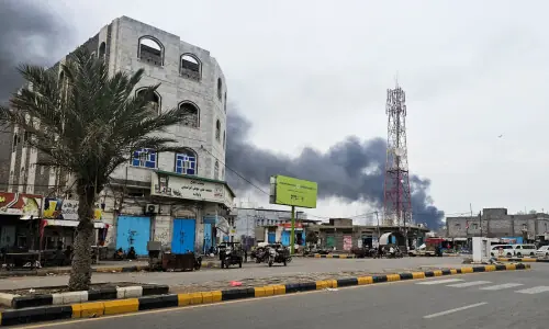 Houthi attacks kill 11 in Yemen, target Saudi oil refinery Houthi attacks kill 11 in Yemen, target Saudi oil refinery