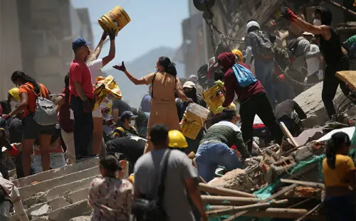 Colombia quake toll tops 250 as rescuers race to find survivors